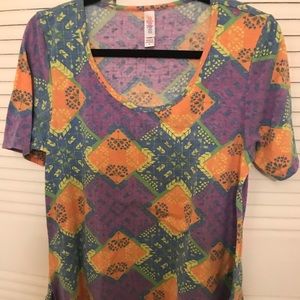 Lularoe Small Perfect Tee